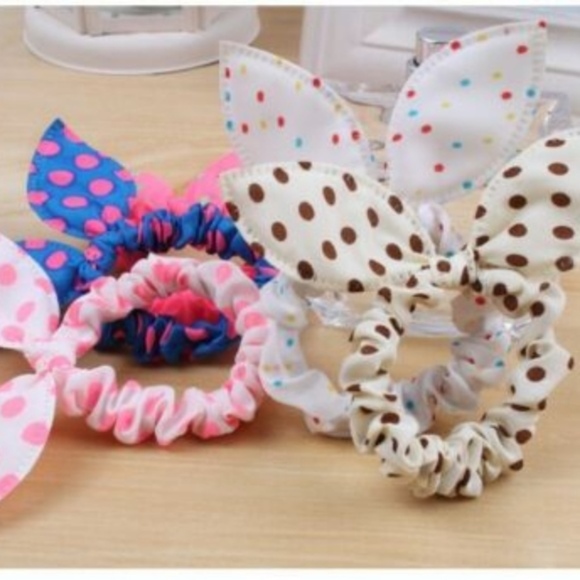 Assorted Polka Dot Scrunchies 4-pack - Picture 5 of 6